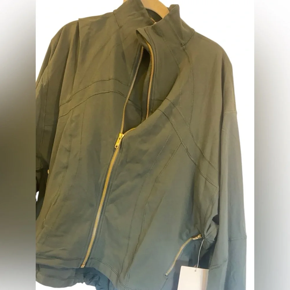 NWT Lululemon define relaxed fit jacket luon DARK FOREST/ GOLD Size 6